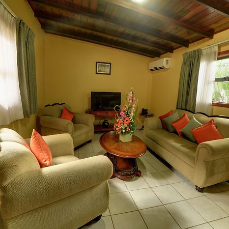 Best Western Las Mercedes Airport Managua Exterior photo