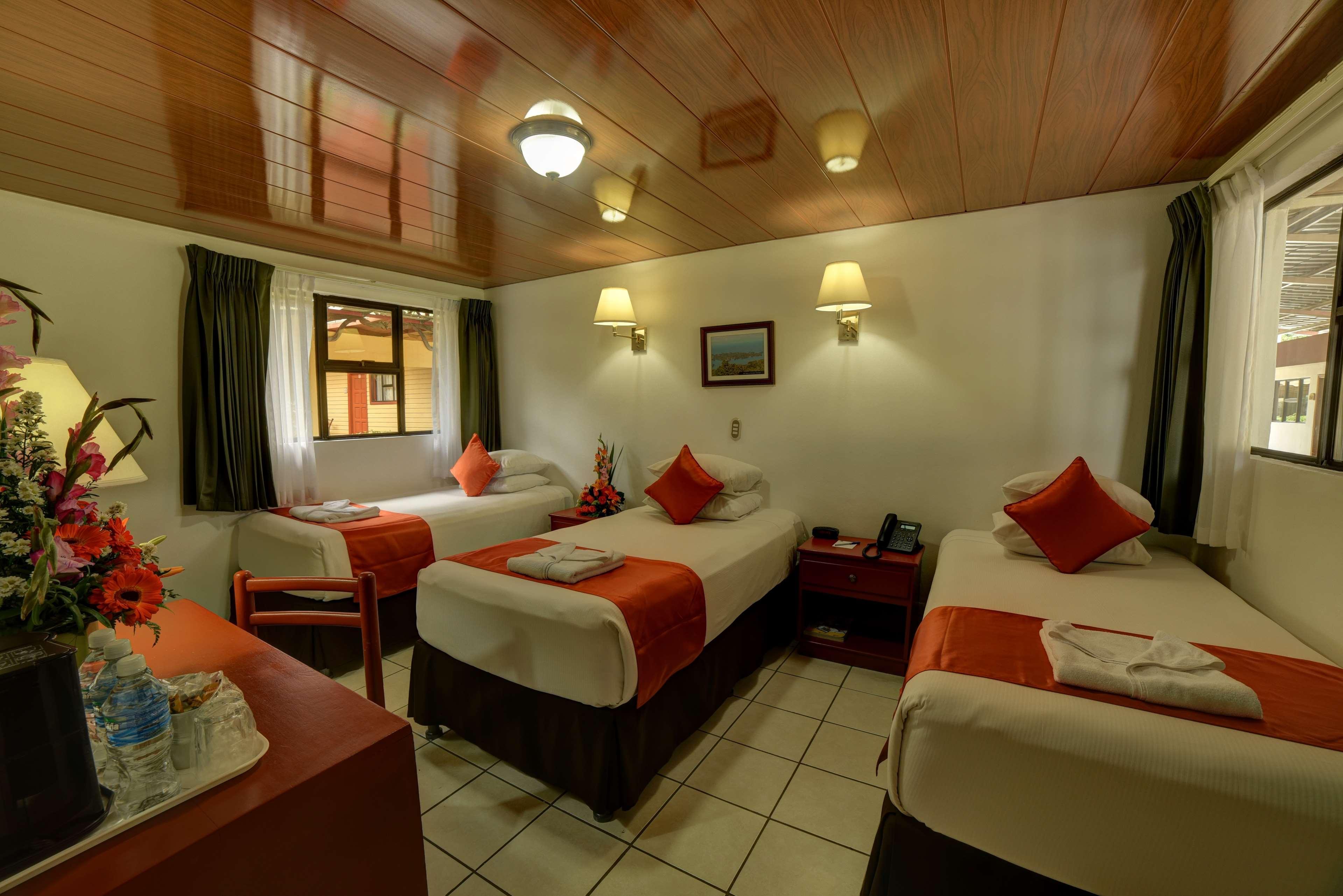 Best Western Las Mercedes Airport Managua Exterior photo